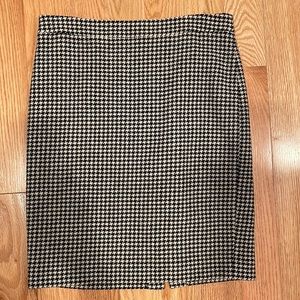 J. Crew black/cream houndstooth pencil skirt, sz 6